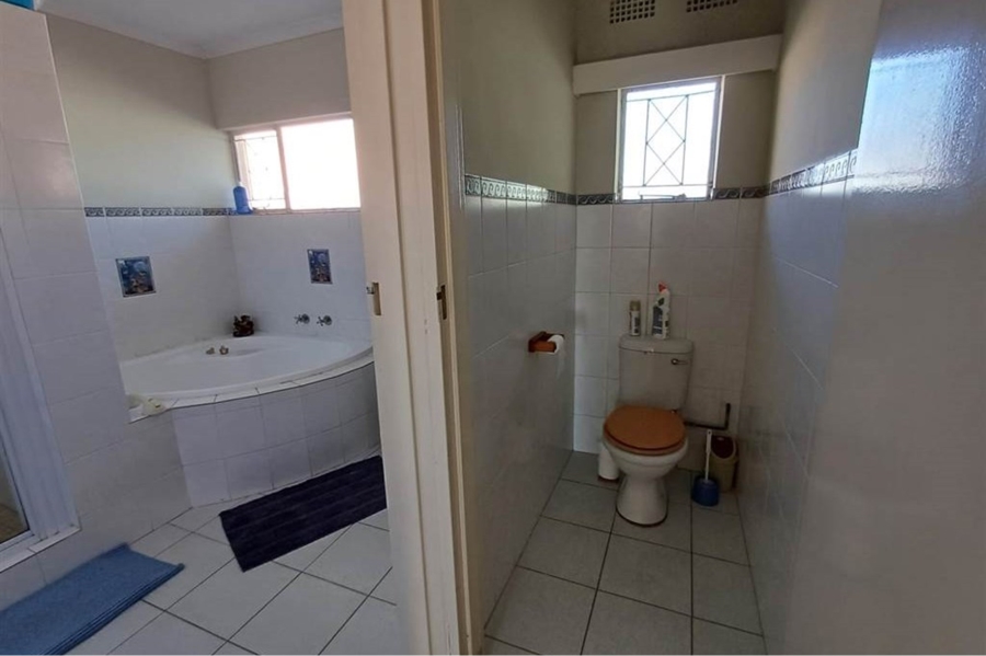 3 Bedroom Property for Sale in Greenfields Eastern Cape